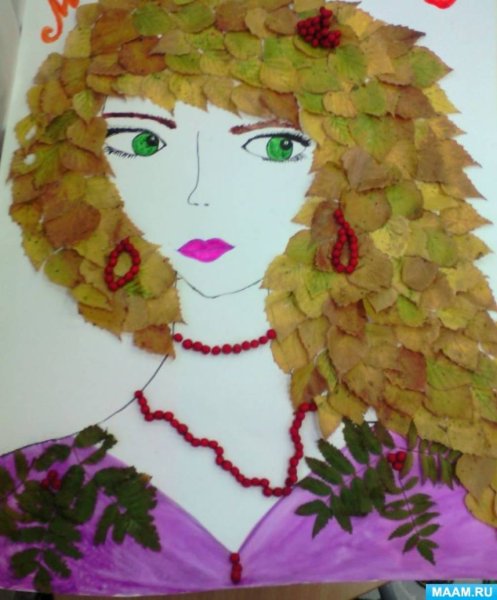 Портрет мамы из листьев