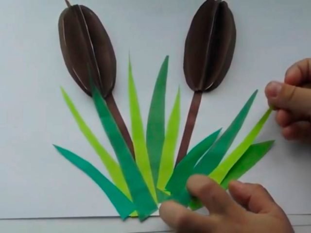 Камыш из цветной бумаги