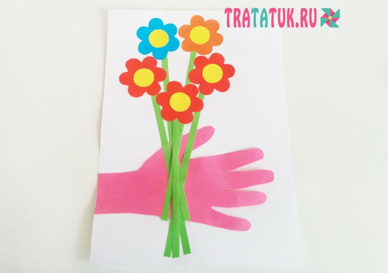 Букет для мамы из бумаги