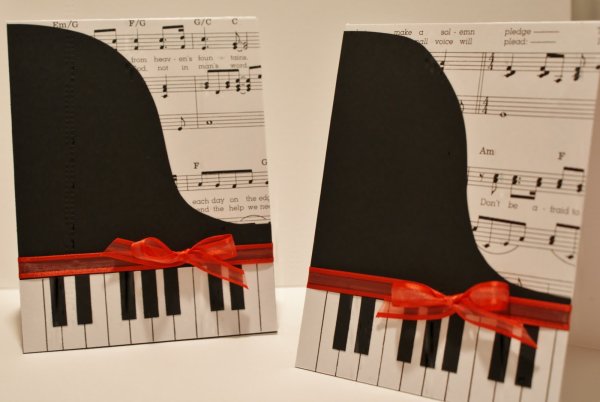 Фортепиано открытка