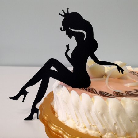 Топпер девушка на торт