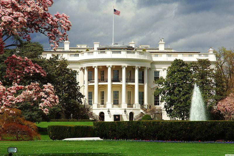 Белый дом (the White House)